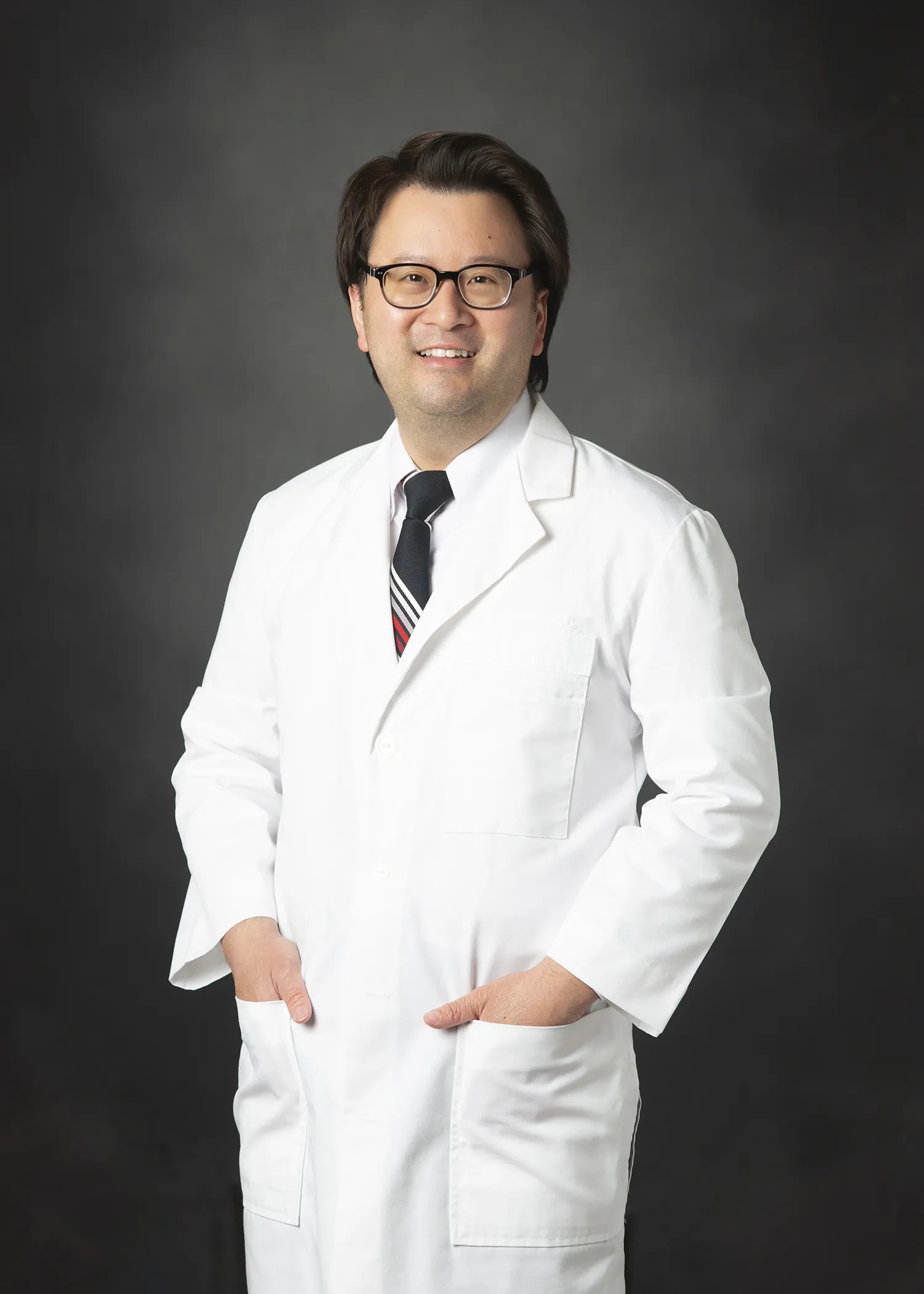 Dr. Eddie Akragorn