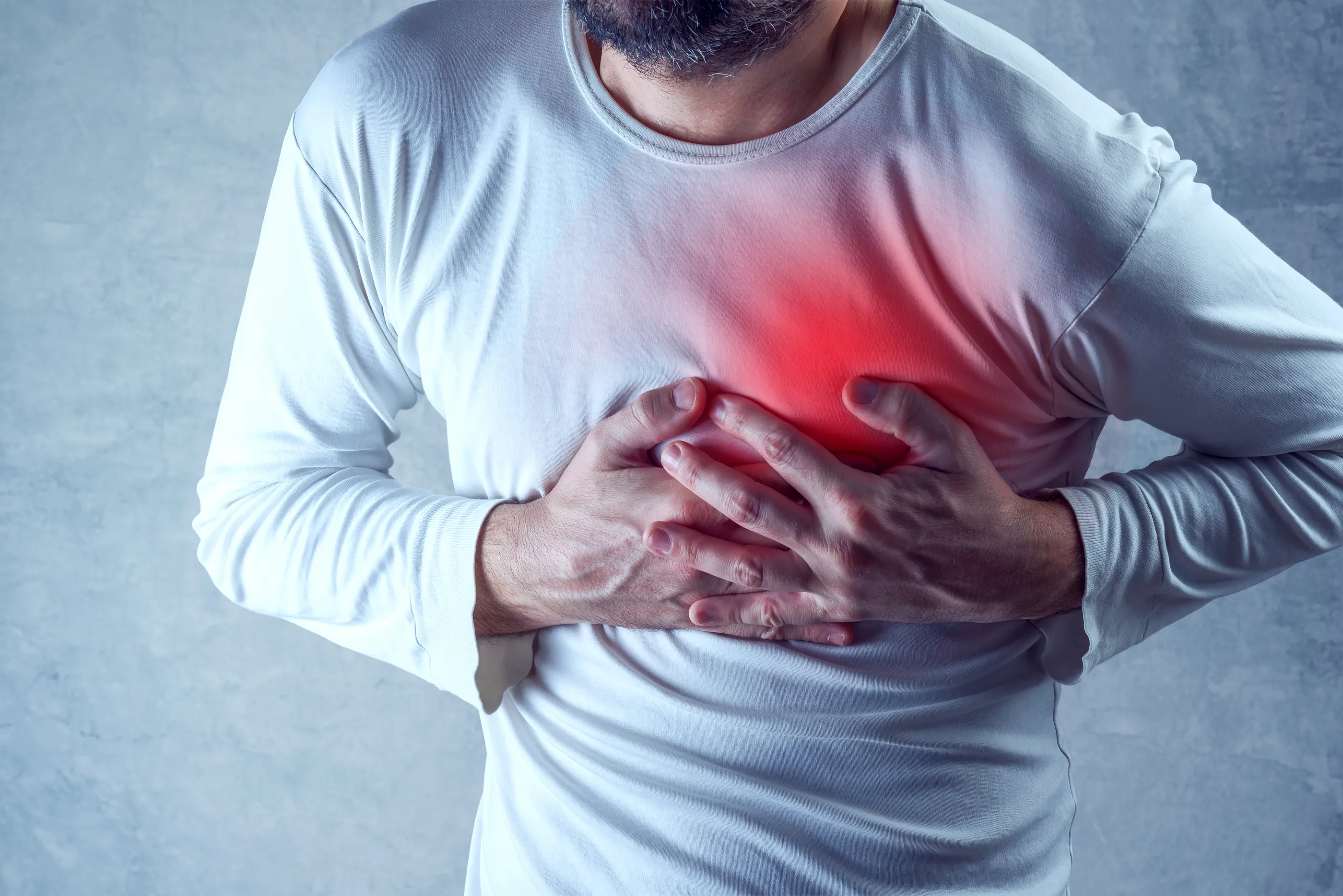 Man suffering severe heart attack